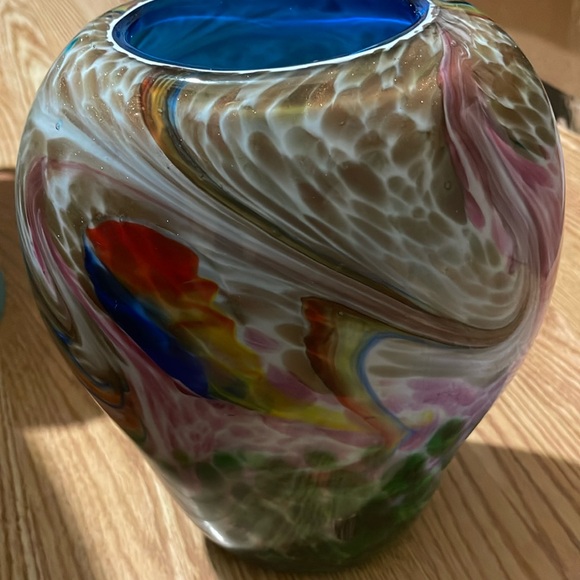 Art glass spatter vase - Picture 1 of 4
